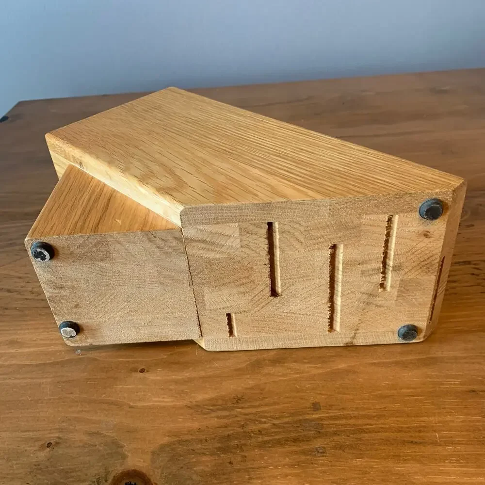 CUTCO 5 Slot Gourmet Knife Block #1749 Solid Honey Finish Oak (Block only)